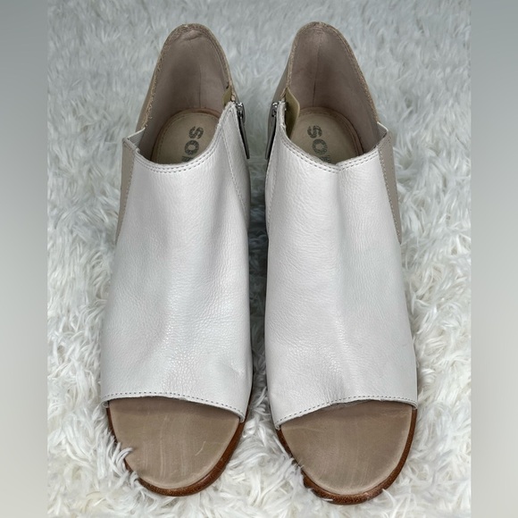 Sorel | Nadia Peep Toe Ankle Booties - Picture 7 of 11